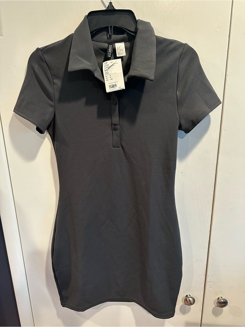 H&M Dark Gray Short-Sleeve Crop Polo Top